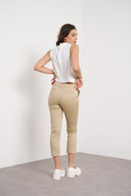 将图片加载到图库查看器,Oraije Taupe Straight Cut Chinos Claire