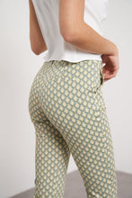 Charger l'image dans la galerie, Oraije Chinos Straight Printed Pants
