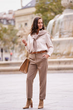 Cargar imagen en el visor de la galería, Oraije Straight Cut City Pants Garance Taupe
