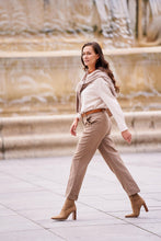 Cargar imagen en el visor de la galería, Oraije Straight Cut City Pants Garance Taupe