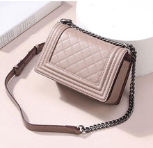 Afbeelding in Gallery-weergave laden, Rhombus Grain Leather Ladies Shoulder- Handbag