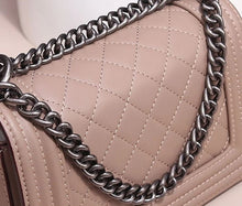 Afbeelding in Gallery-weergave laden, Rhombus Grain Leather Ladies Shoulder- Handbag