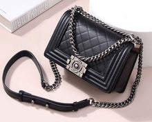 Afbeelding in Gallery-weergave laden, Rhombus Grain Leather Ladies Shoulder- Handbag