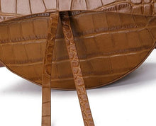 Charger l'image dans la galerie, Sac à main en cuir grain crocodile pour femme - épaule