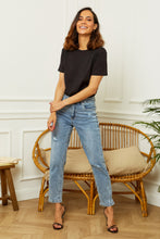 将图片加载到图库查看器,R.Display Straight Cut Ripped Jeans
