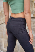 将图片加载到图库查看器,R.Display Flared High Waist Trousers