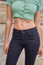 将图片加载到图库查看器,R.Display Flared High Waist Trousers