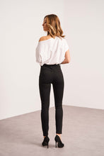 Lade das Bild in den Galerie-Viewer, Oraije Skinny Fit Jeans