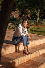 Charger l'image dans la galerie, Oraije Cropped Wide-Leg Denim High Waist Jeans Estelle