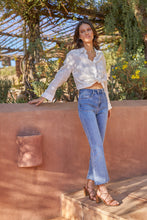 Charger l'image dans la galerie, Oraije Cropped Wide-Leg Denim High Waist Jeans Estelle