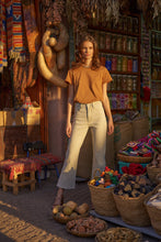 Load image into Gallery viewer, Oraije Wide-Leg Cropped Jeans