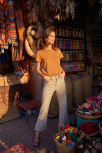 Load image into Gallery viewer, Oraije Wide-Leg Cropped Jeans