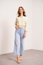 Load image into Gallery viewer, Oraije Wide Legged Denim Jeans