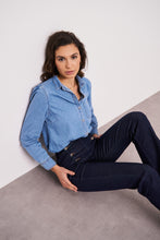 将图片加载到图库查看器,Oraije Flared Jeans with 6 Buttons Closure