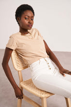 Charger l'image dans la galerie, Oraije Cropped Flare Buttoned Jeans