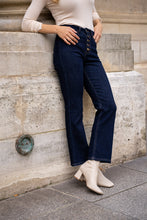 Afbeelding in Gallery-weergave laden, Oraije Brut Blue Cropped Flare Buttoned Jeans