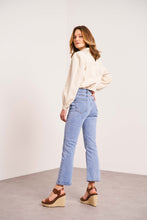 Charger l'image dans la galerie, Oraije Cropped Regular Fit Buttoned Jeans