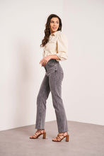 Cargar imagen en el visor de la galería, Oraije Straight High-Waist Jeans