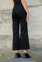 将图片加载到图库查看器,Oraije Wide-Leg High Waist Jeans Victorine