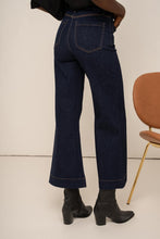 Cargar imagen en el visor de la galería, Oraije Wide Cut Denim Jeans Gasparette