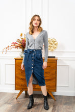 将图片加载到图库查看器，R.Display Belted Denim Midi Skirt
