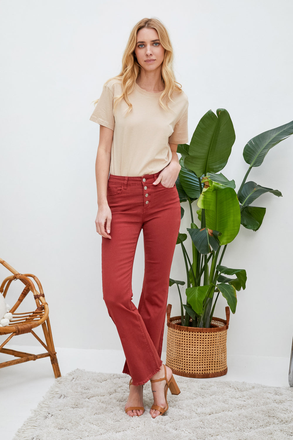 R.Display Flared Trousers with 4 Buttons closure