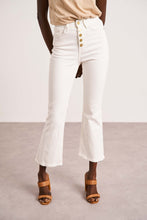 Load image into Gallery viewer, Oraije Cropped Flare Buttoned Jeans
